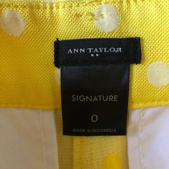 Ann Taylor Yellow and White Polka Dot Short 0 - Picture 2 of 5